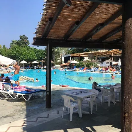 Gardens-apt Appartement Paphos